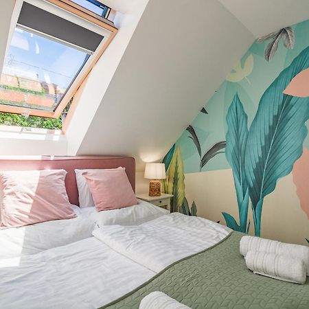 Monbuhim Twin Apartment เวสเปรม ภายนอก รูปภาพ